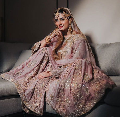 Qawwali: कुबरा ने मक्का में अपनी भावनात्मक रुखसती की झलक दिखाई"