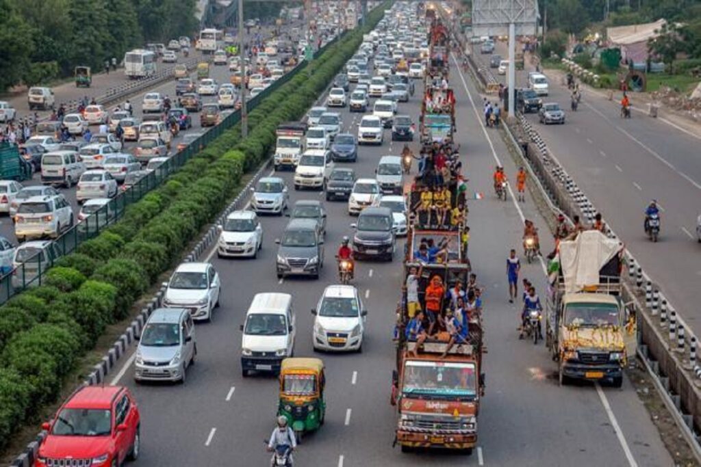 Lollapalooza mumbai: संगीत समारोह के बारे में आपको जो कुछ भी जानना चाहिए